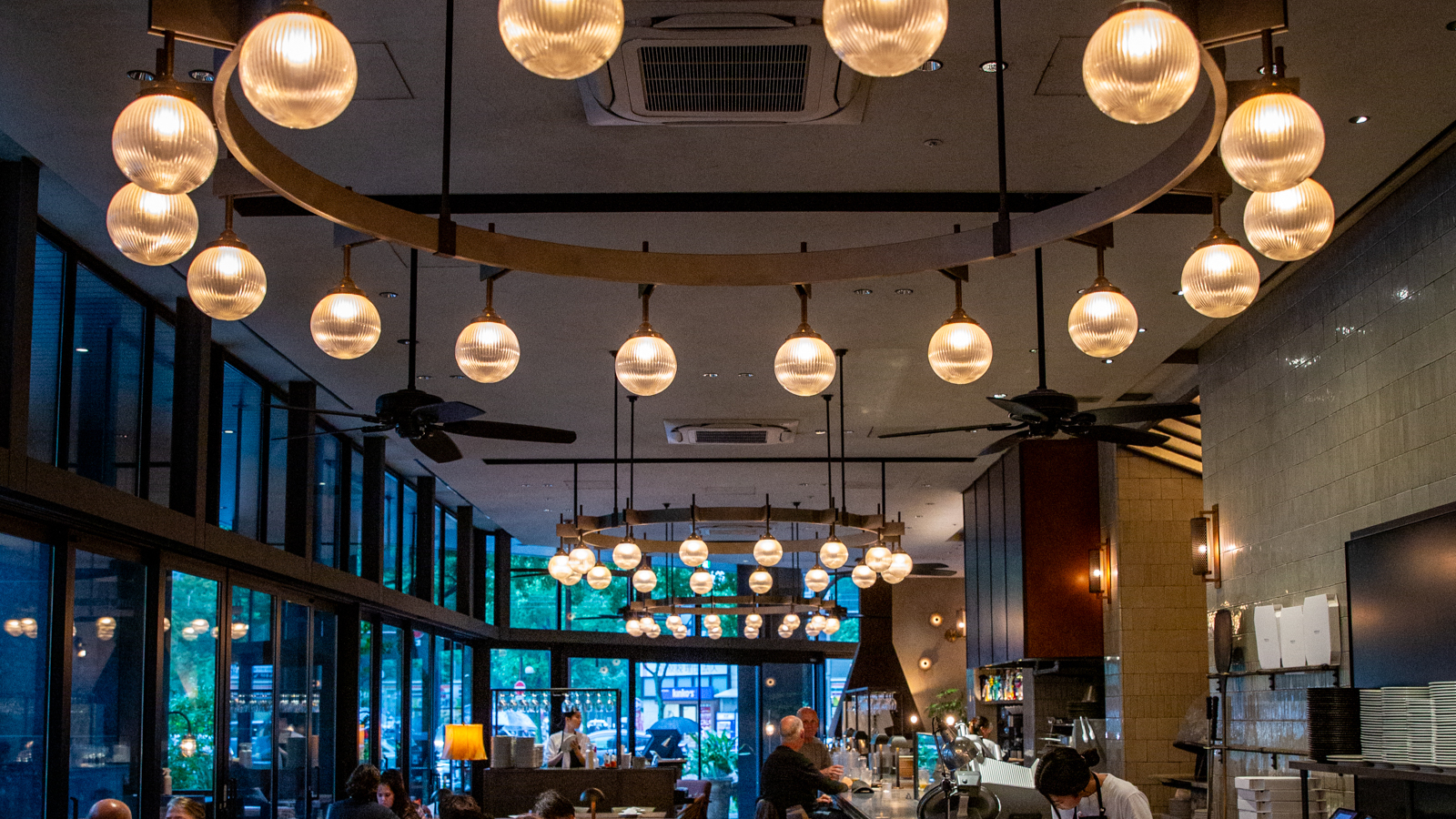 KNOT HOTEL