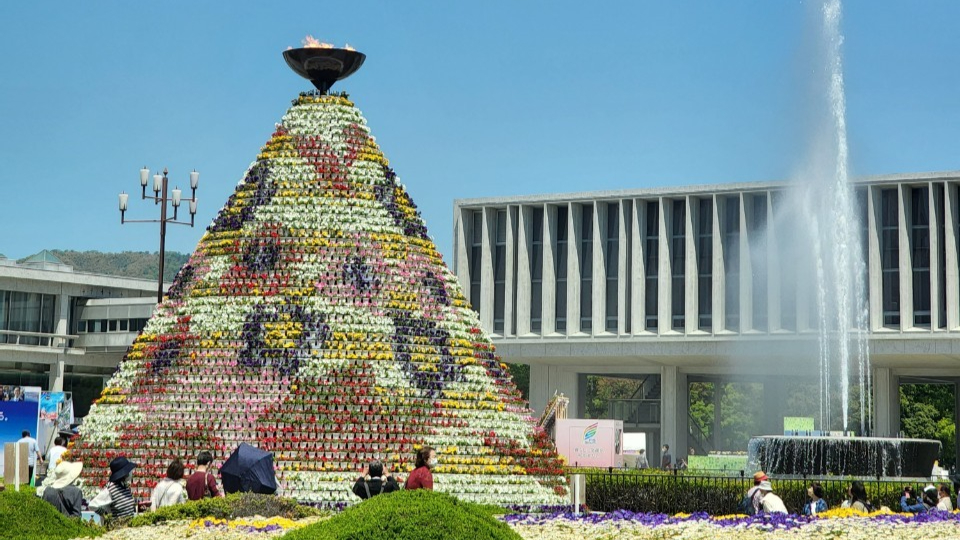 Hiroshima travel guide 2025: A Journey for Two Through Memory, Nature, and Local Flavor